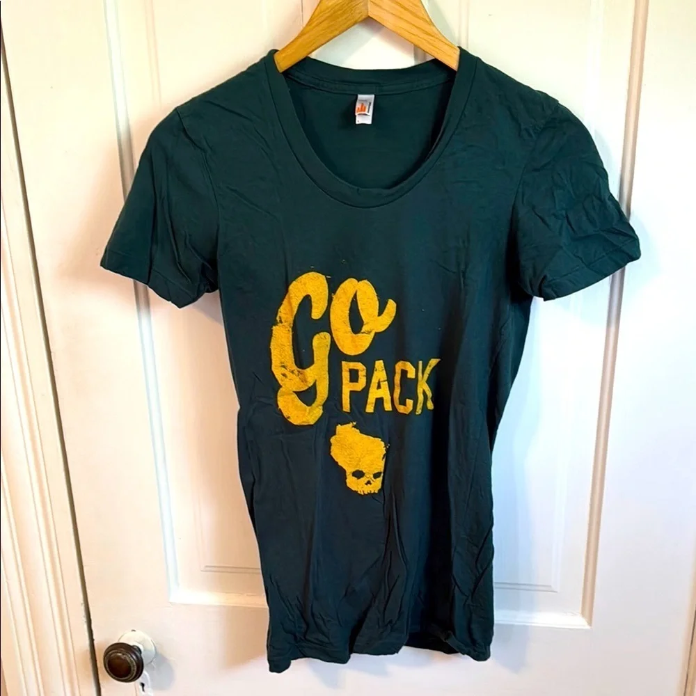Wiskullsin // The Lady Go Green and Gold 'Go Pack' Skull Packers T-Shirt
